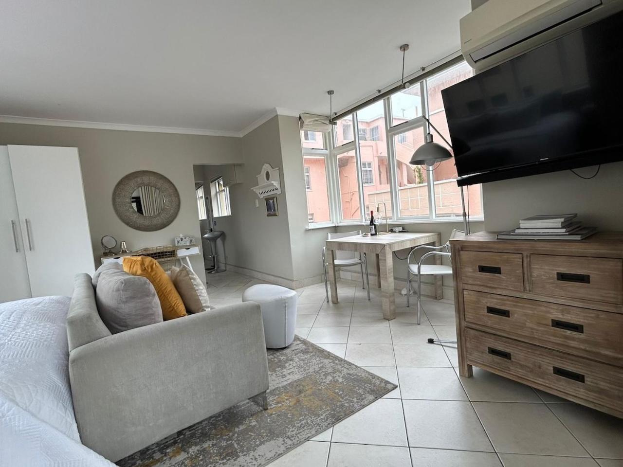 Cosy And Classy Sea Point Apartamento *