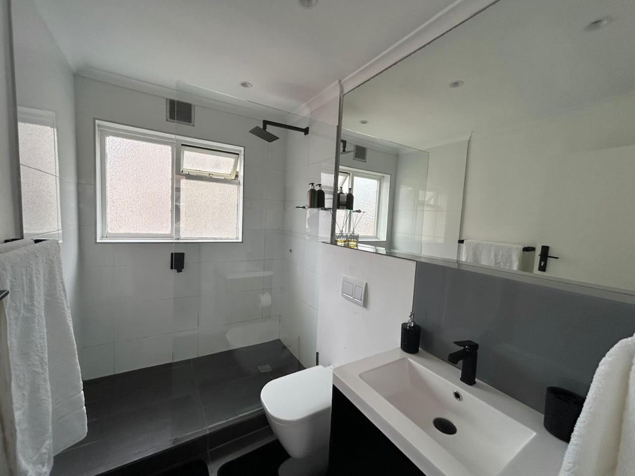 Apartamento Cosy And Classy Sea Point Cidade Do Cabo